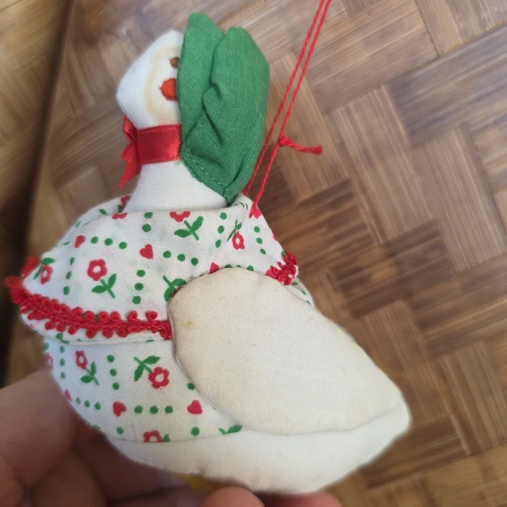 Mother Goose Christmas Ornament Stuffed Fabric‎ Vintage Cottagecore Grandmacore